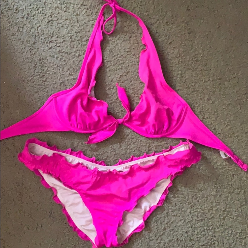 Victoria’s Secret halter neck cheeky bottom bikini